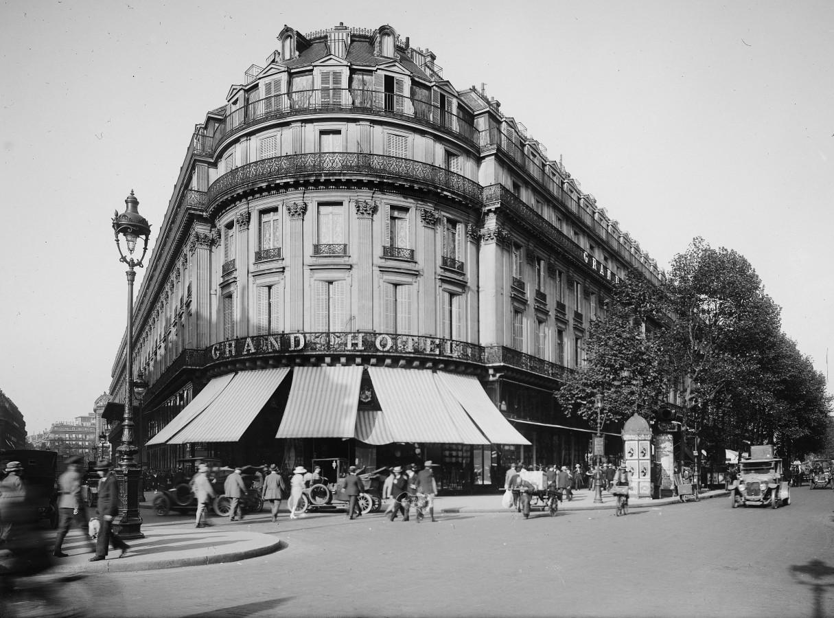 Lost Grand Hotels of Paris